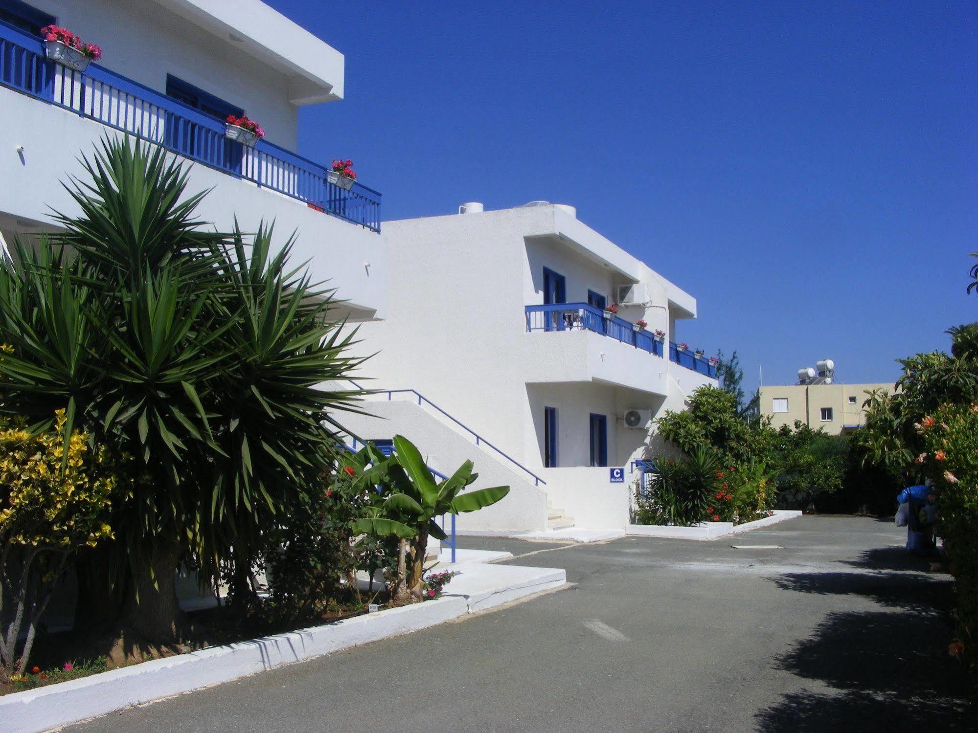 Flokkas Hotel Apartments Protaras Exterior foto